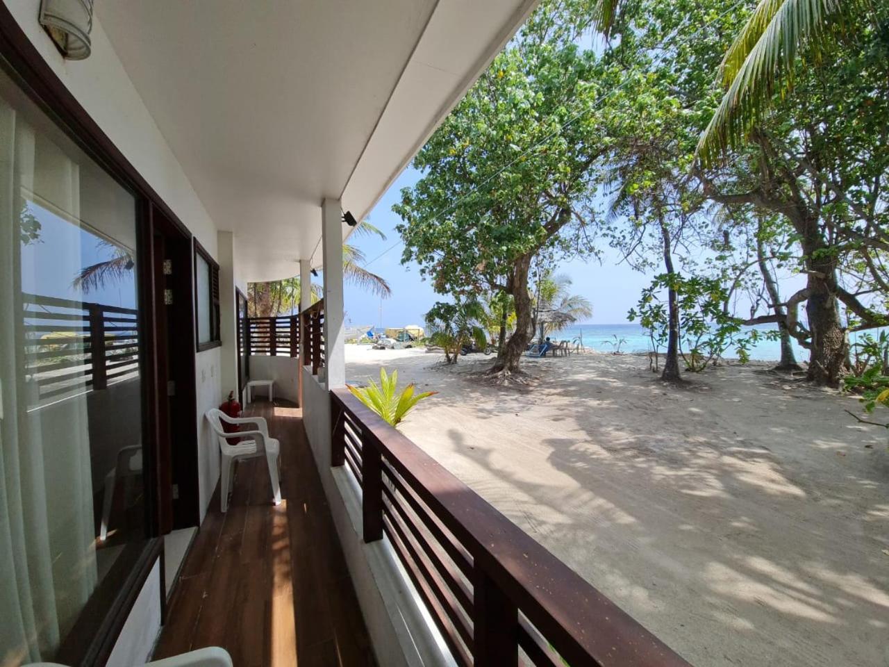 Liberty Guesthouse Maldives Mahibadhoo Екстериор снимка