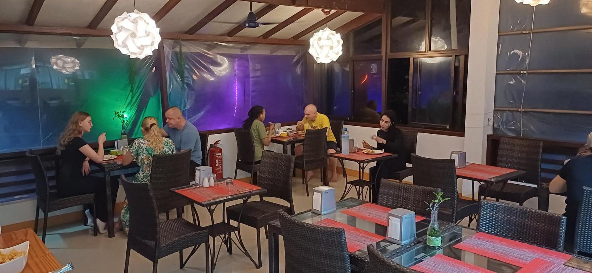 Liberty Guesthouse Maldives Mahibadhoo Екстериор снимка